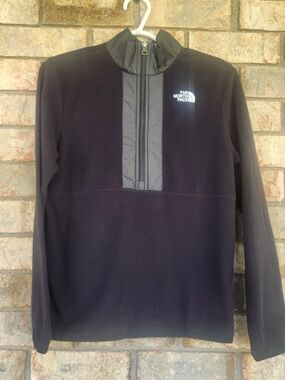 The North Face Black Lightweight Half-Zip Fleece Shirt Jacket